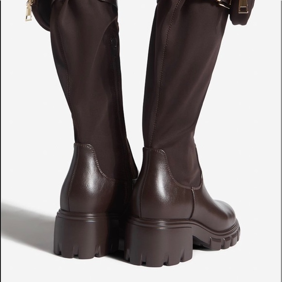 Lug Sole Boots Size 10 - Picture 4 of 5